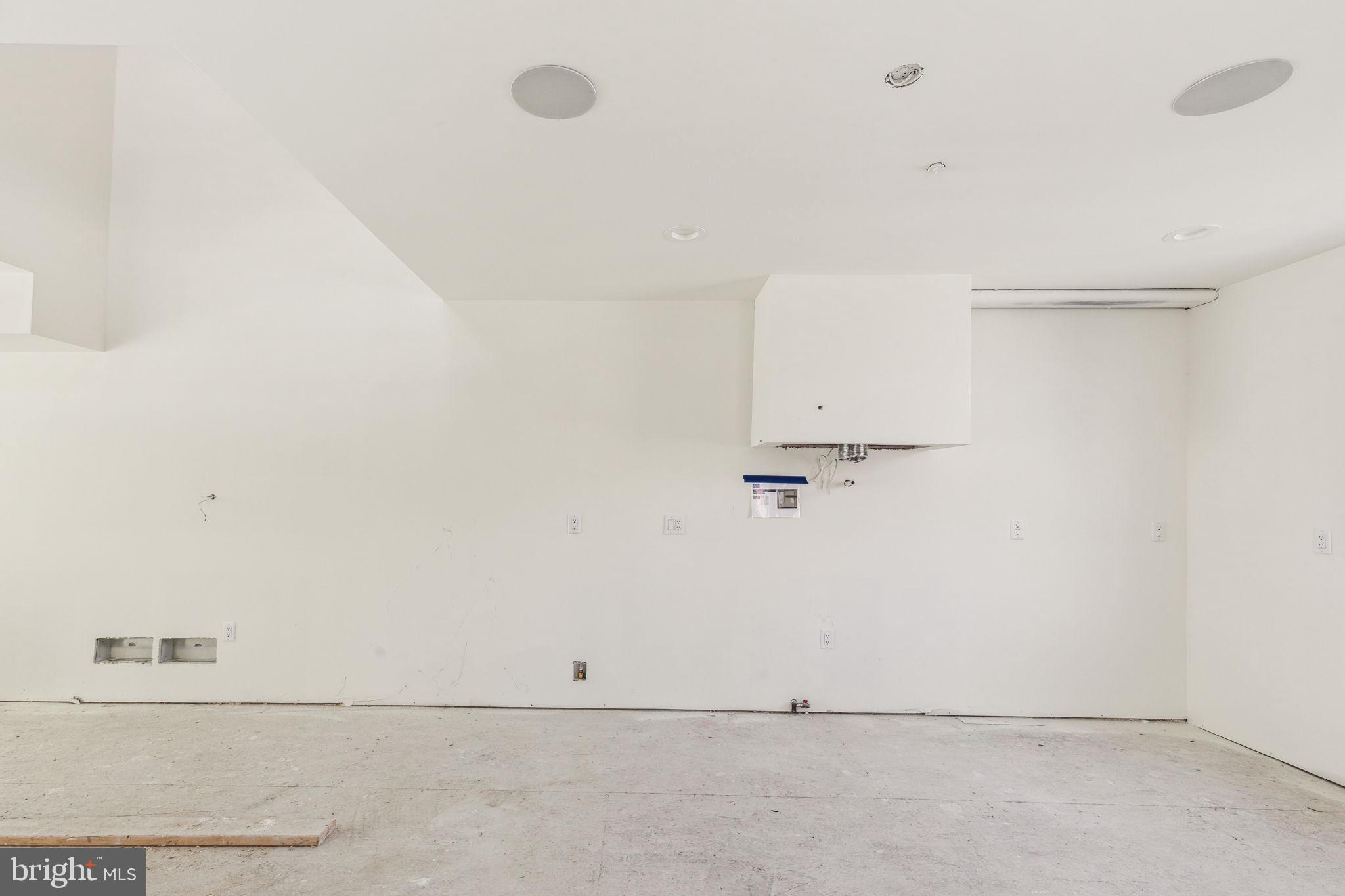 602 Brenna Walk