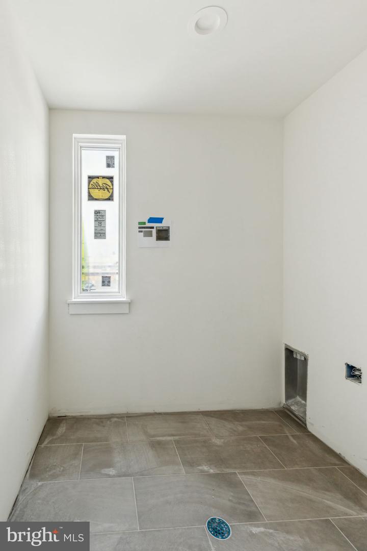 602 Brenna Walk