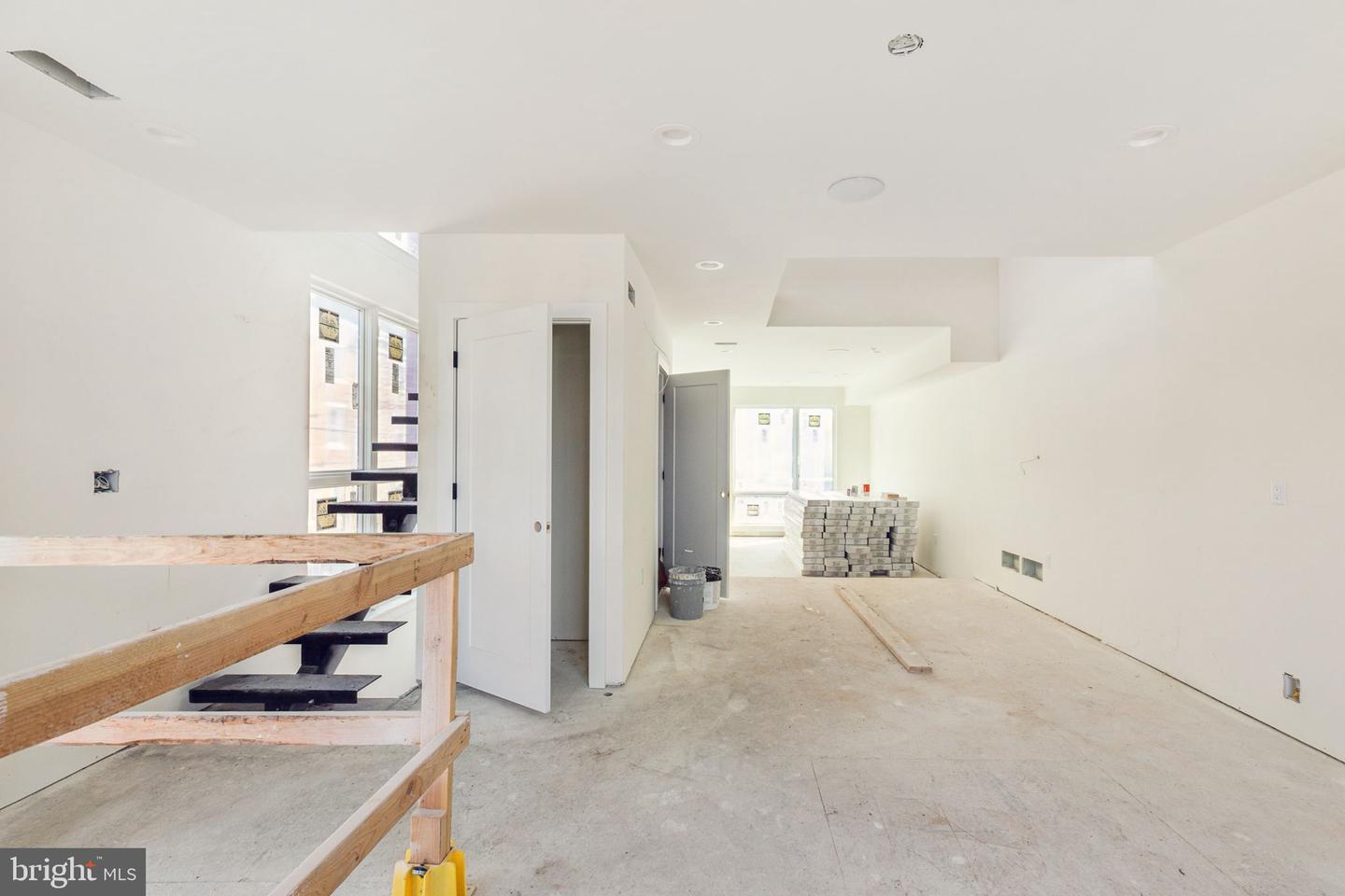 602 Brenna Walk