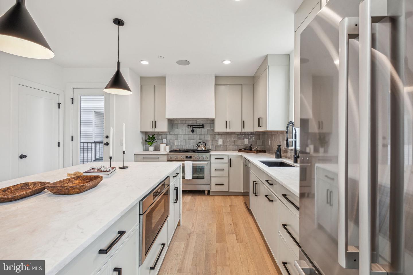 602 Brenna Walk