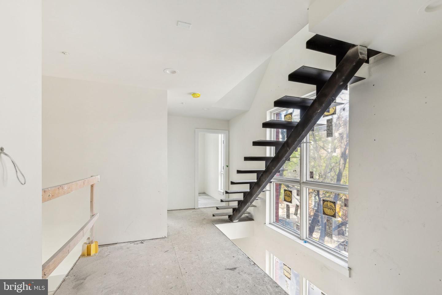 602 Brenna Walk