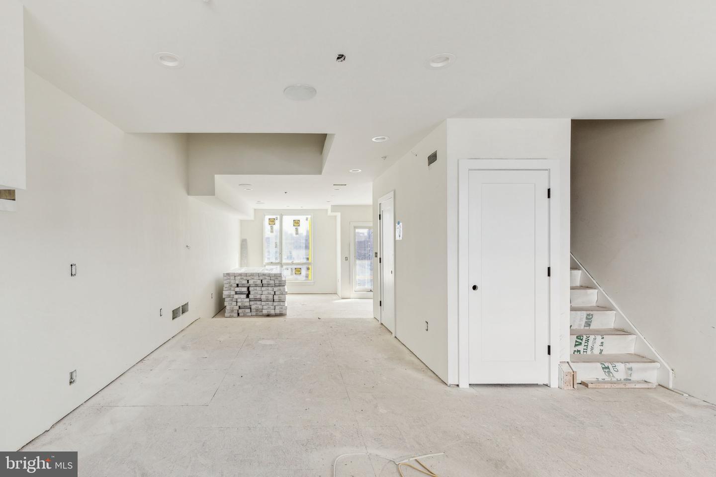 602 Brenna Walk