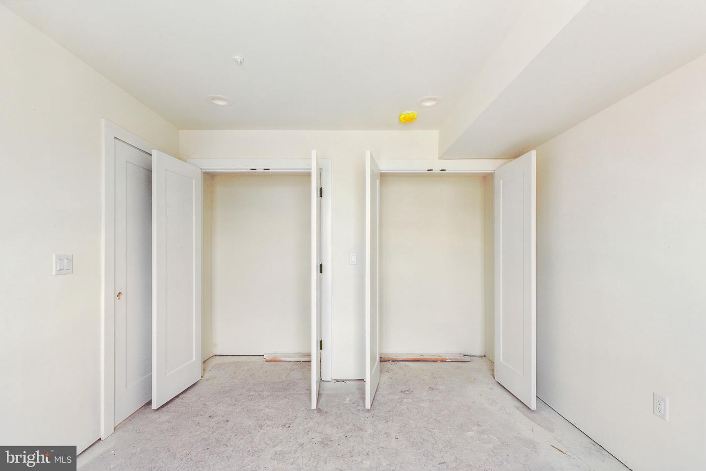 602 Brenna Walk
