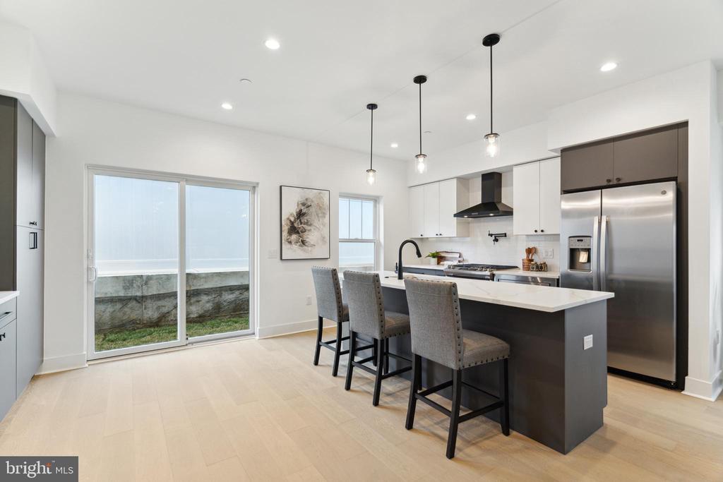 3610 Golfview Ln