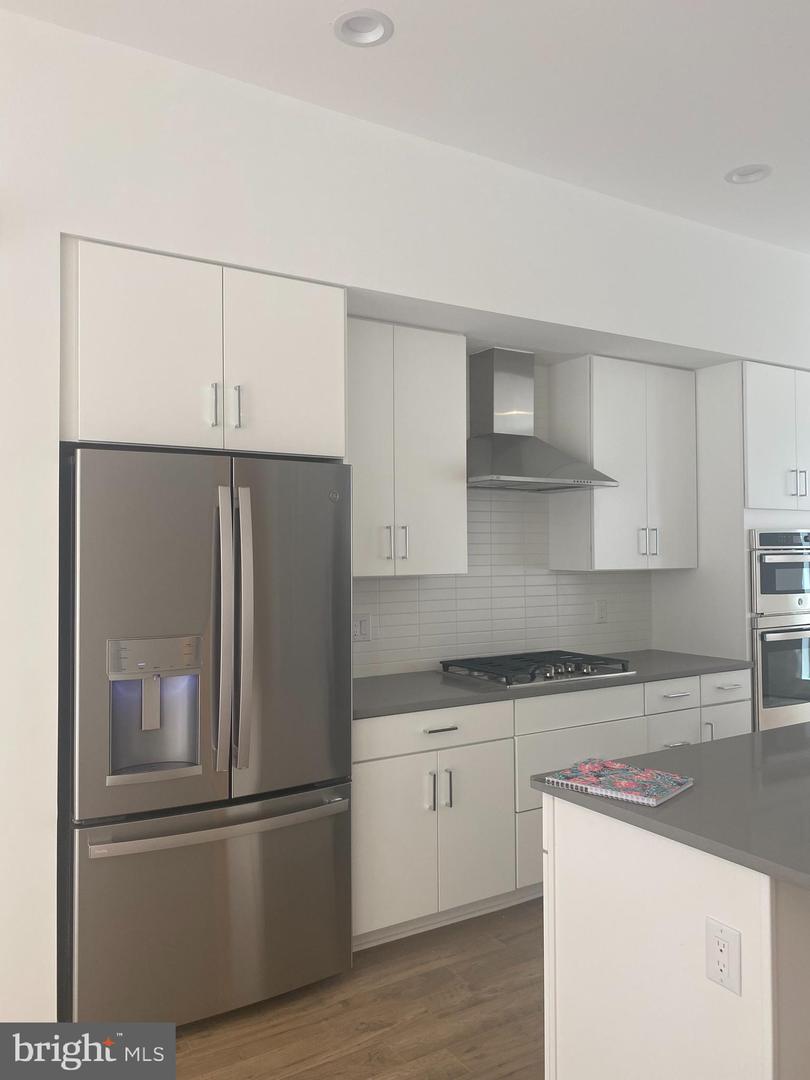 3208 BIRCH VIEW WALK