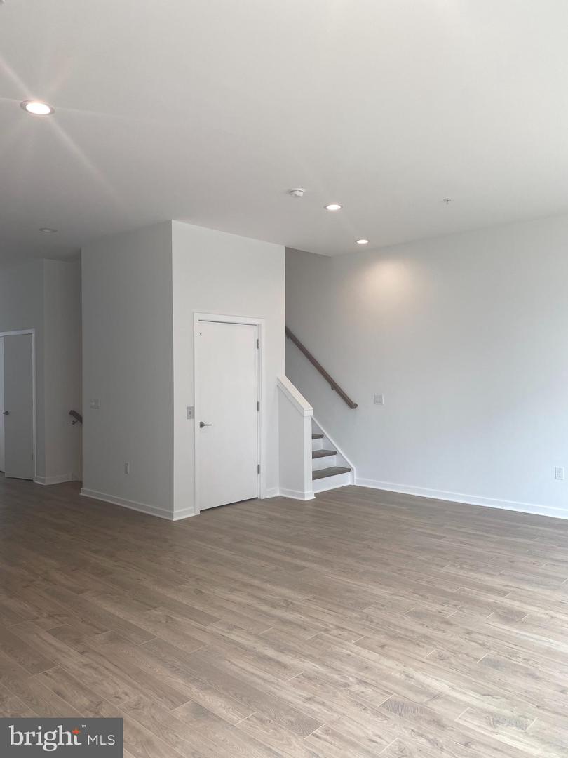 3208 BIRCH VIEW WALK