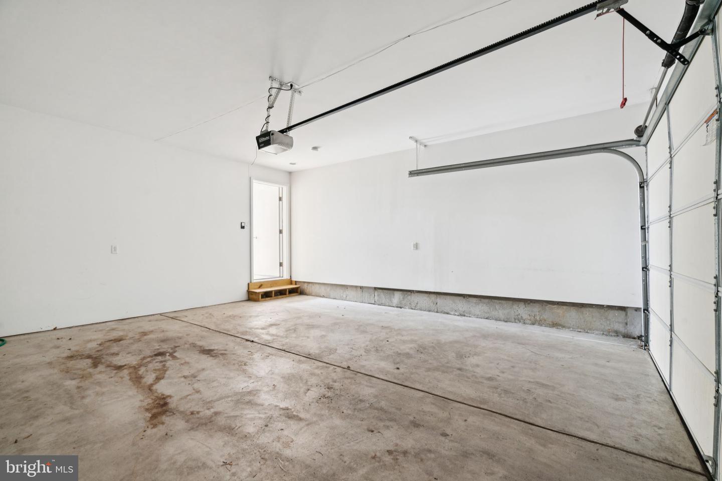 315 Dupont St