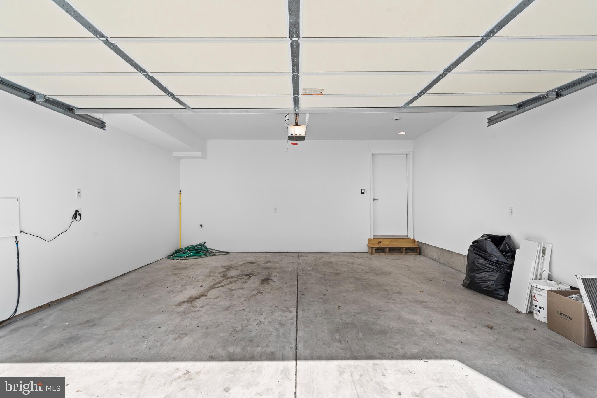 315 Dupont St