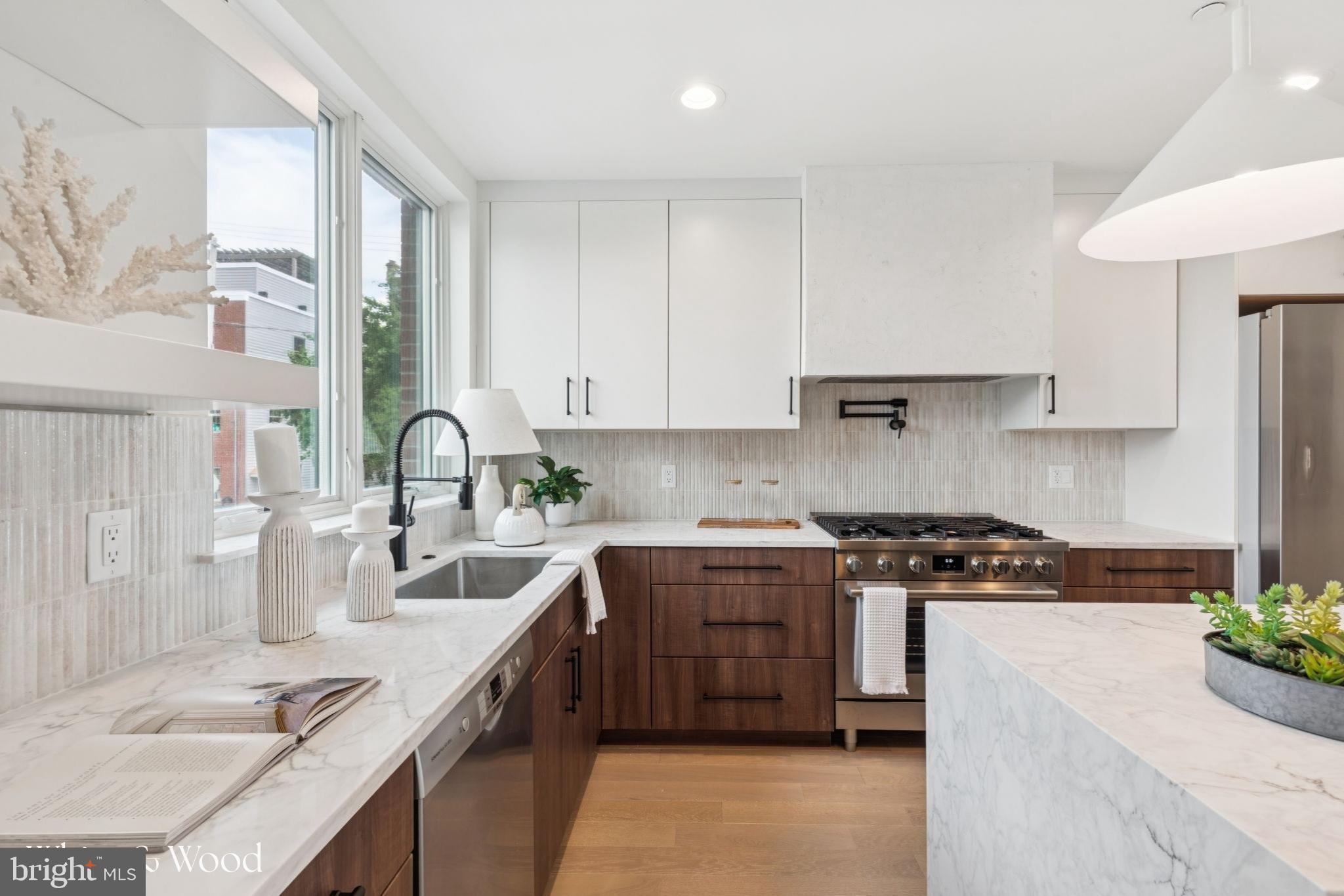 614 Brenna Walk