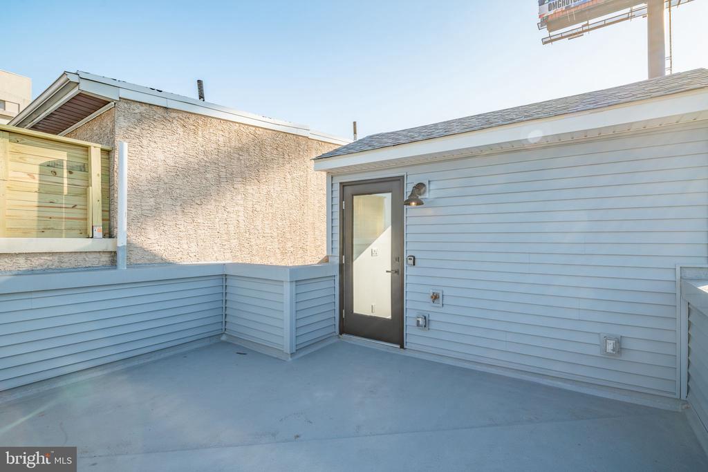 109 BROWN ST