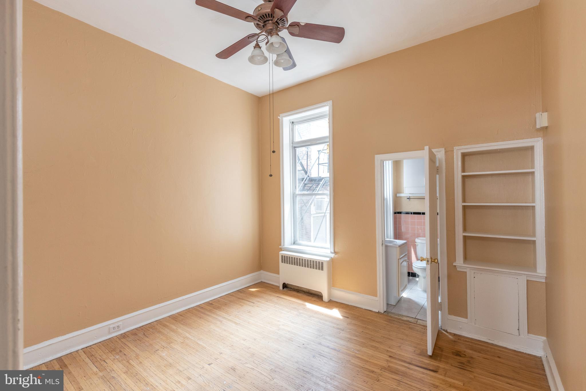 2032 CHESTNUT ST #2F