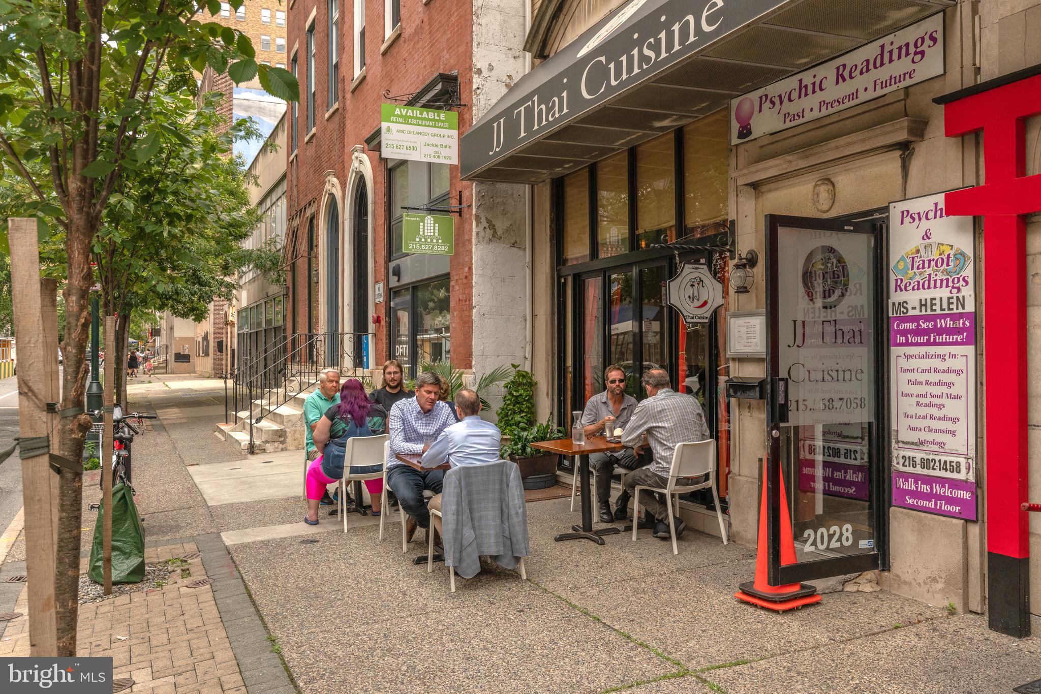 2032 CHESTNUT ST #2F