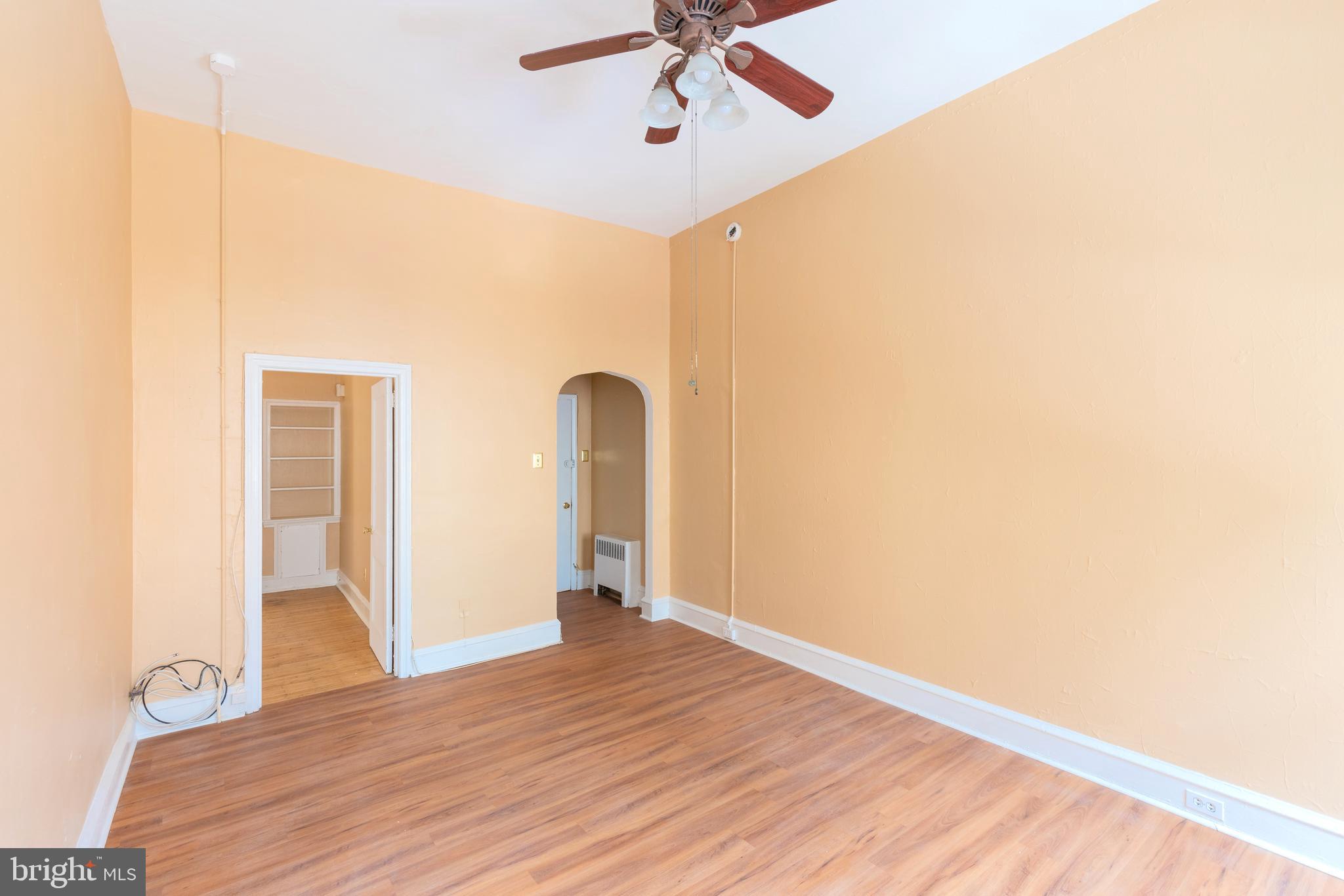 2032 CHESTNUT ST #2F