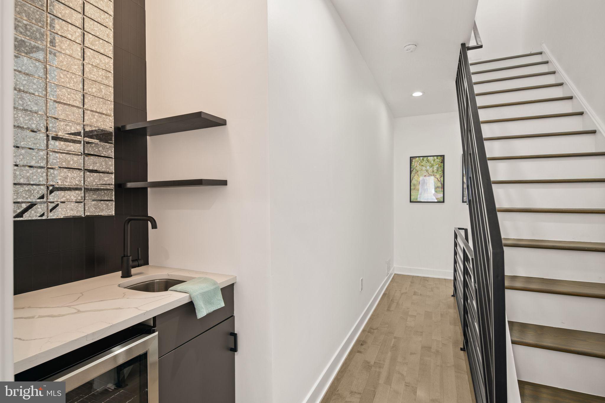 2557 TULIP STREET