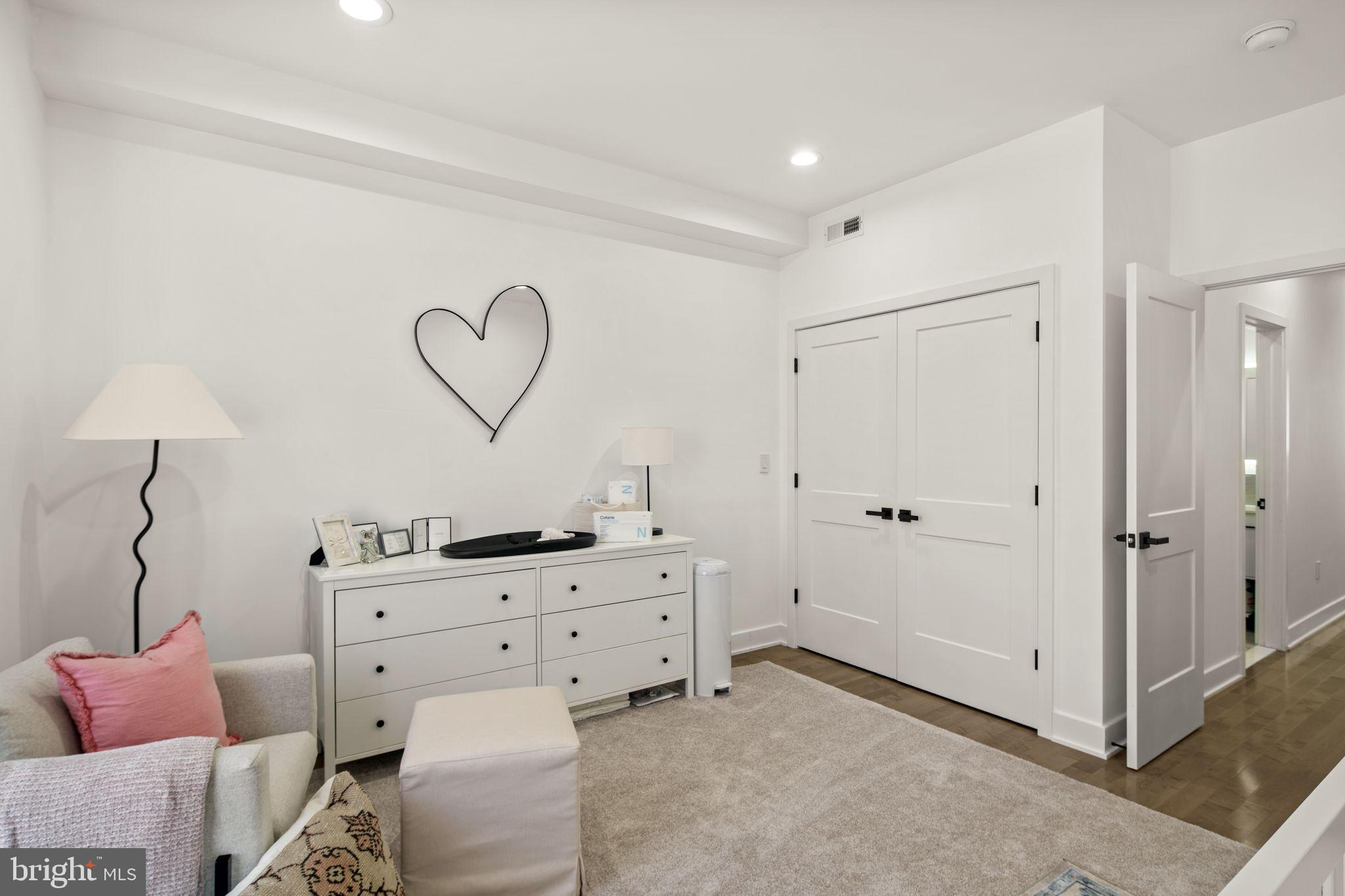2557 TULIP STREET