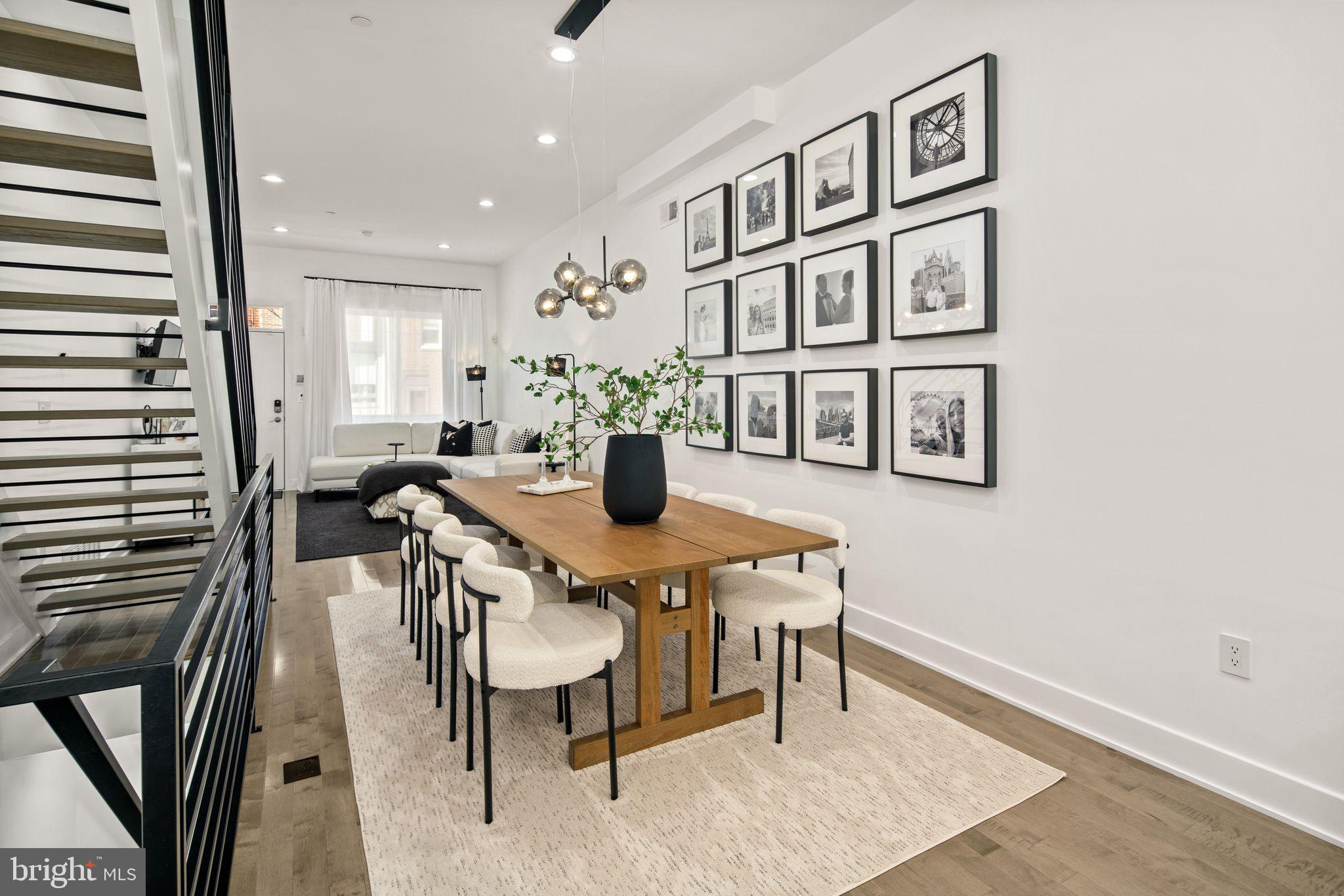 2557 TULIP STREET