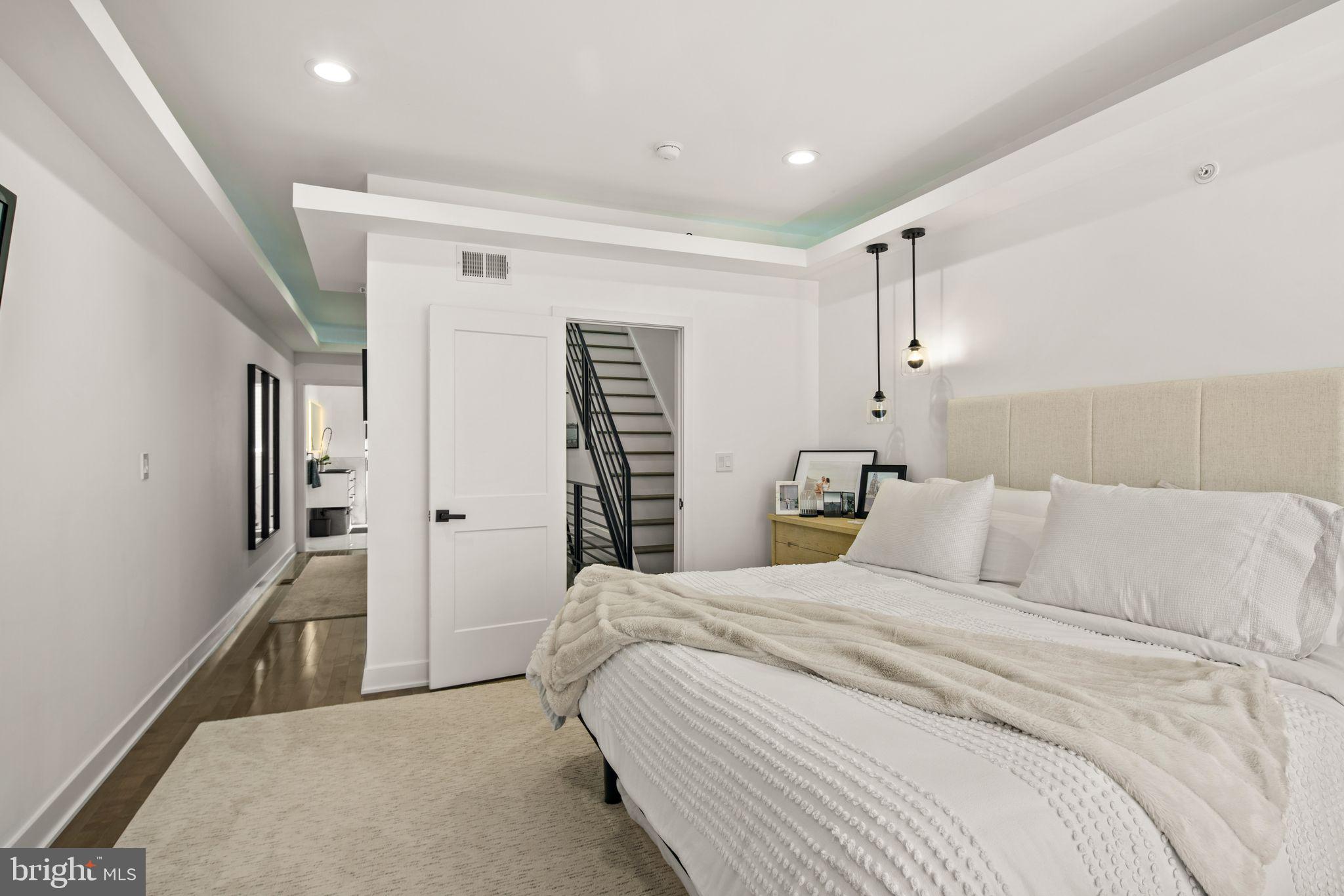 2557 TULIP STREET