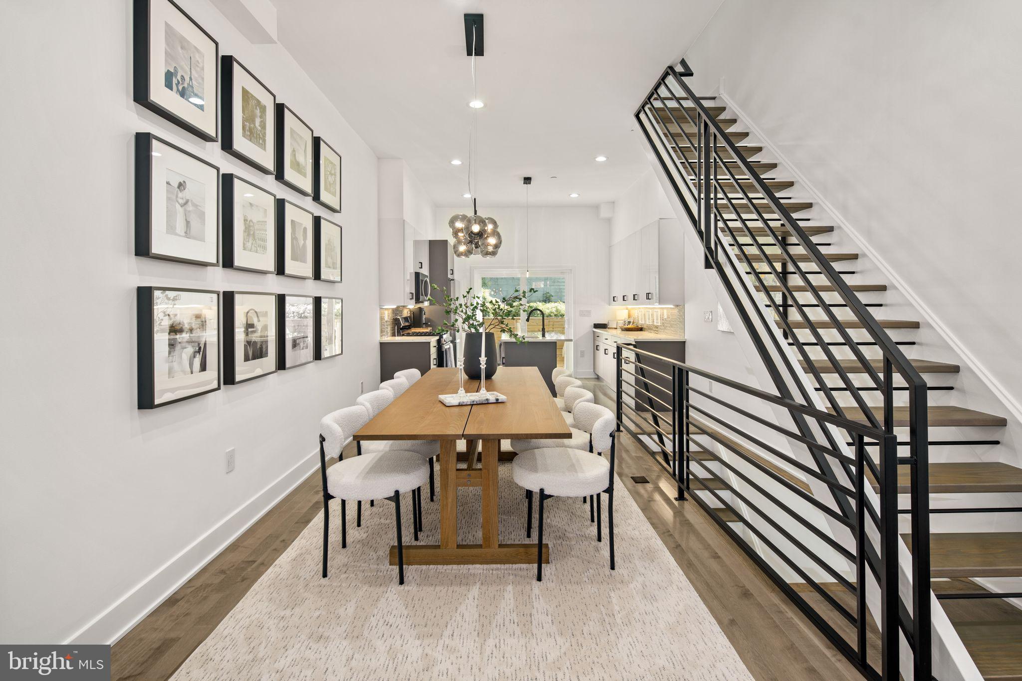 2557 TULIP STREET