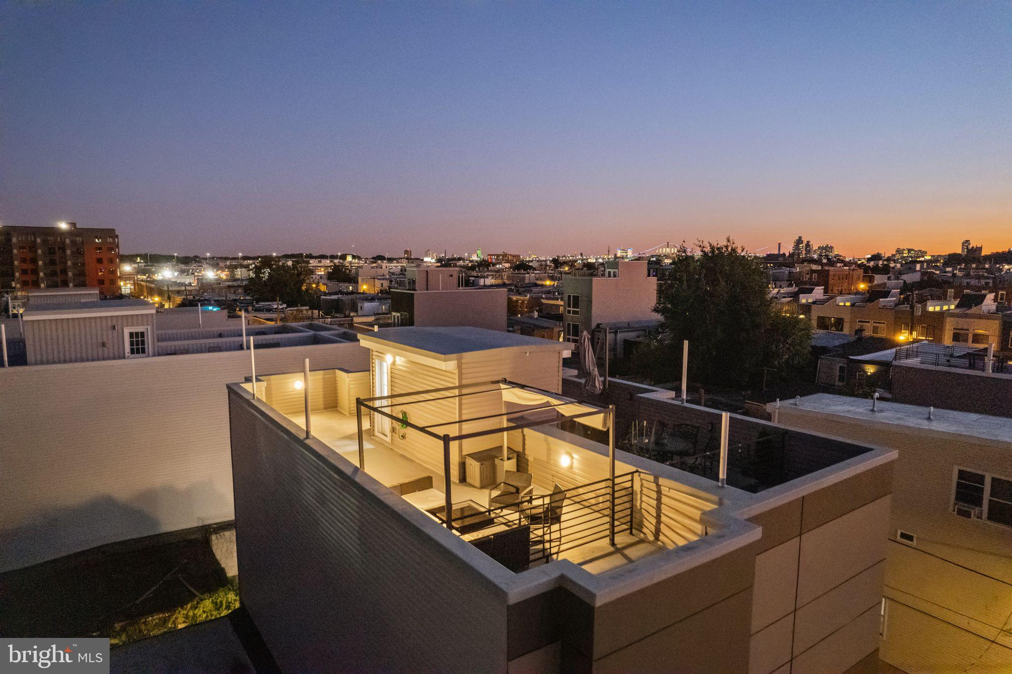 2557 TULIP STREET