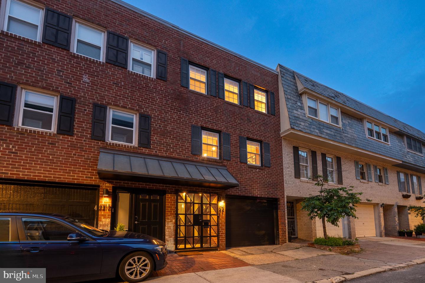 2211 Panama St