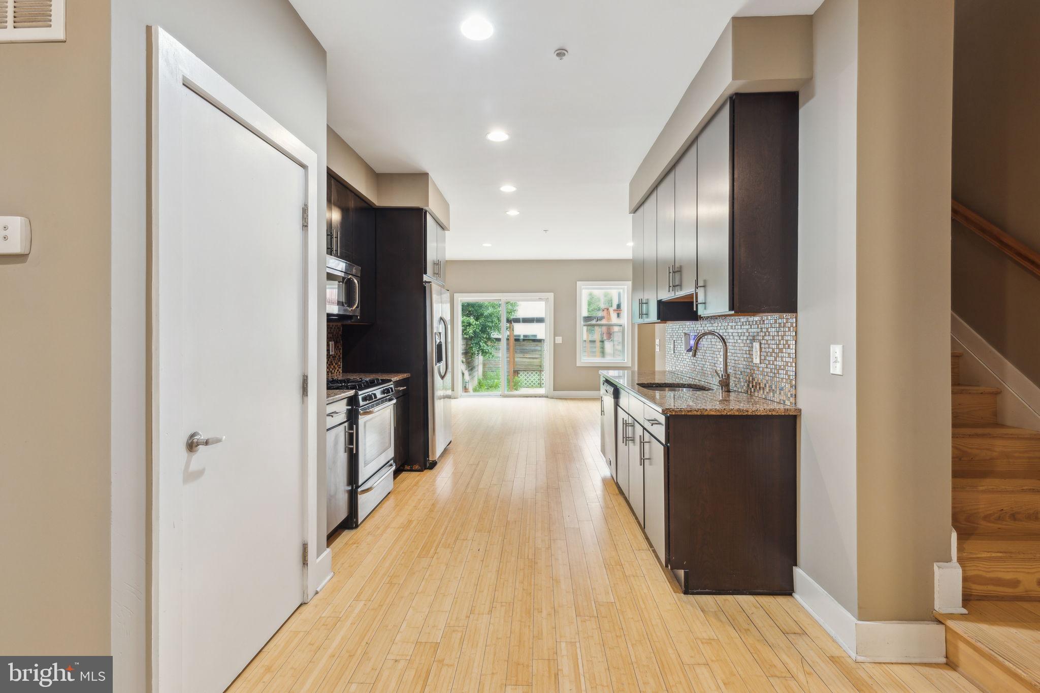 2205 Martha St