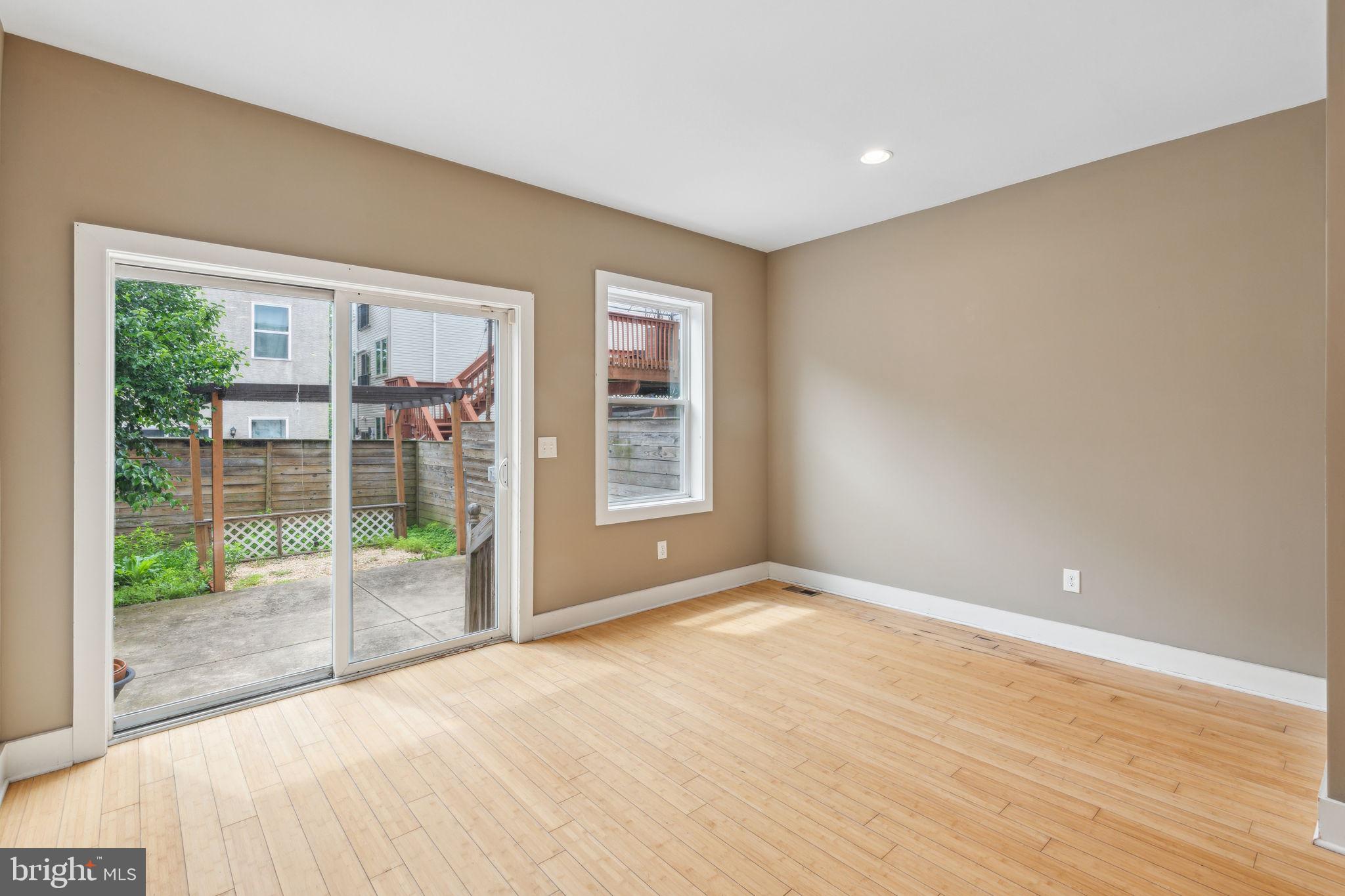 2205 Martha St
