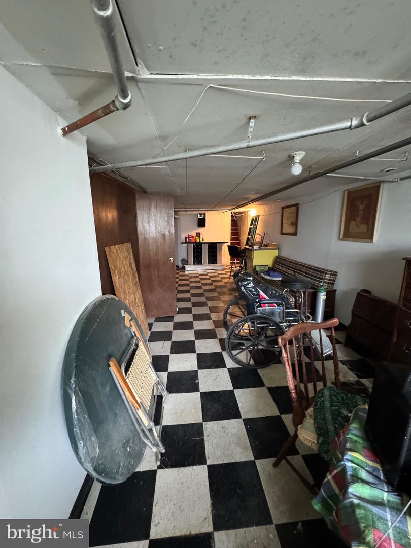 5428 W Montgomery Ave