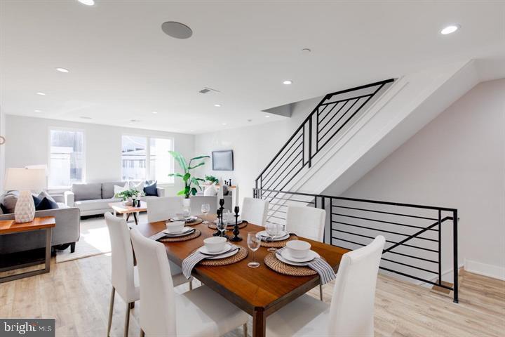 1437 PARRISH ST #2