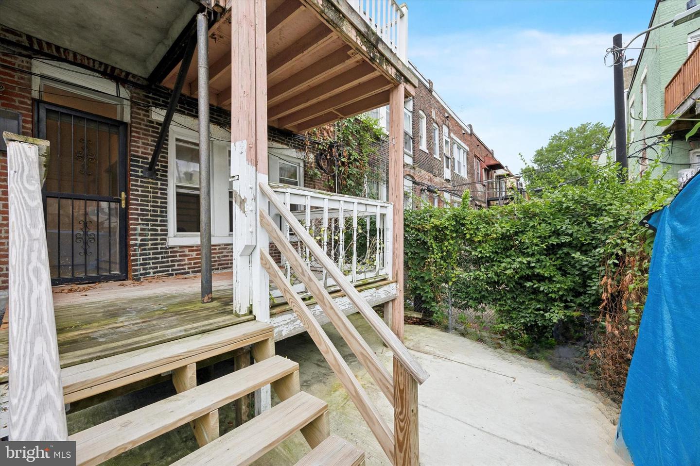 4837 Walnut St