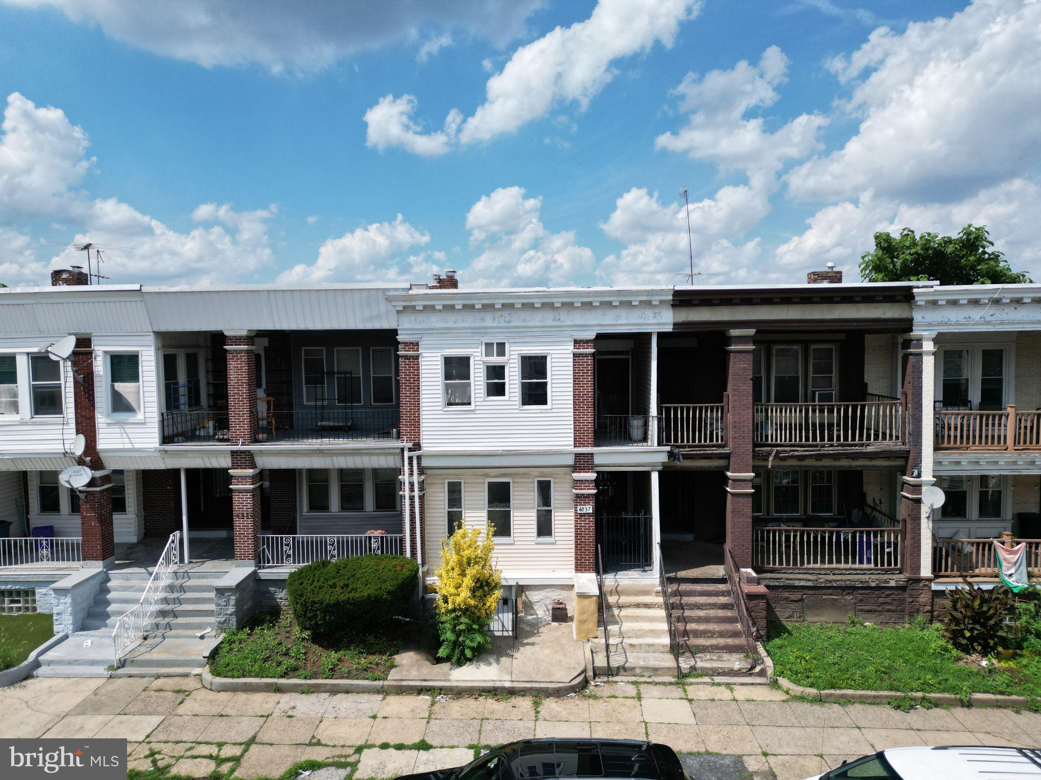 4837 Walnut St