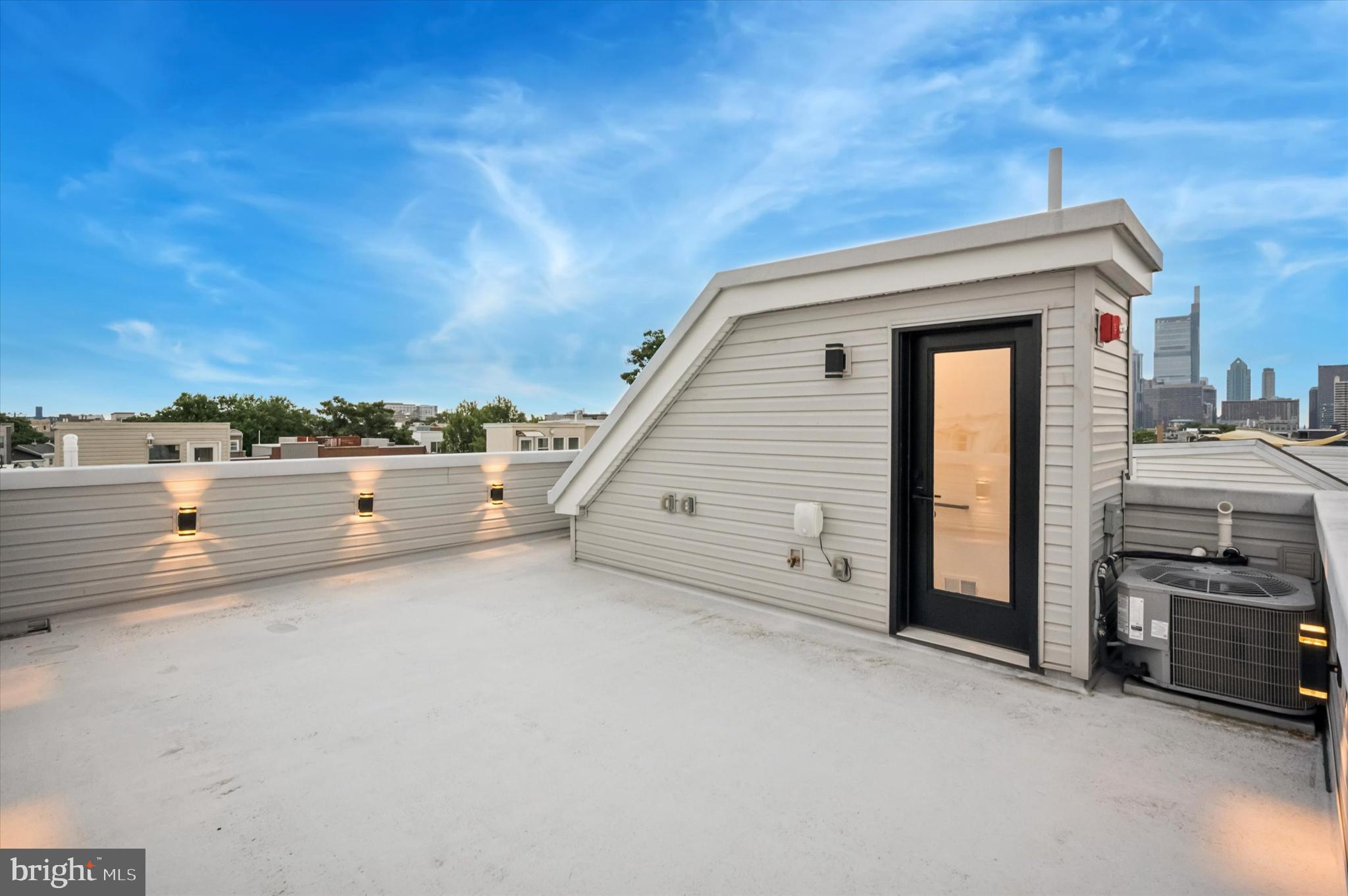 871 N 20th St #3