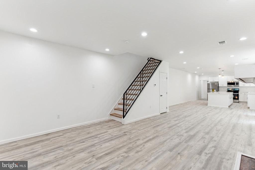 507 Cobbs Creek Pkwy