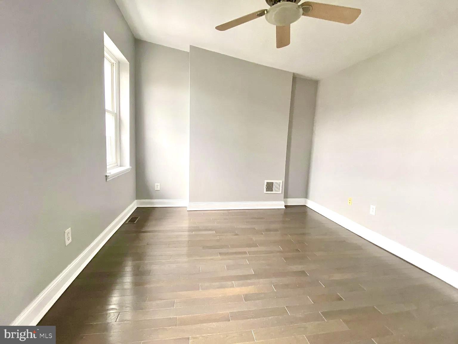 1618 FITZWATER ST #2