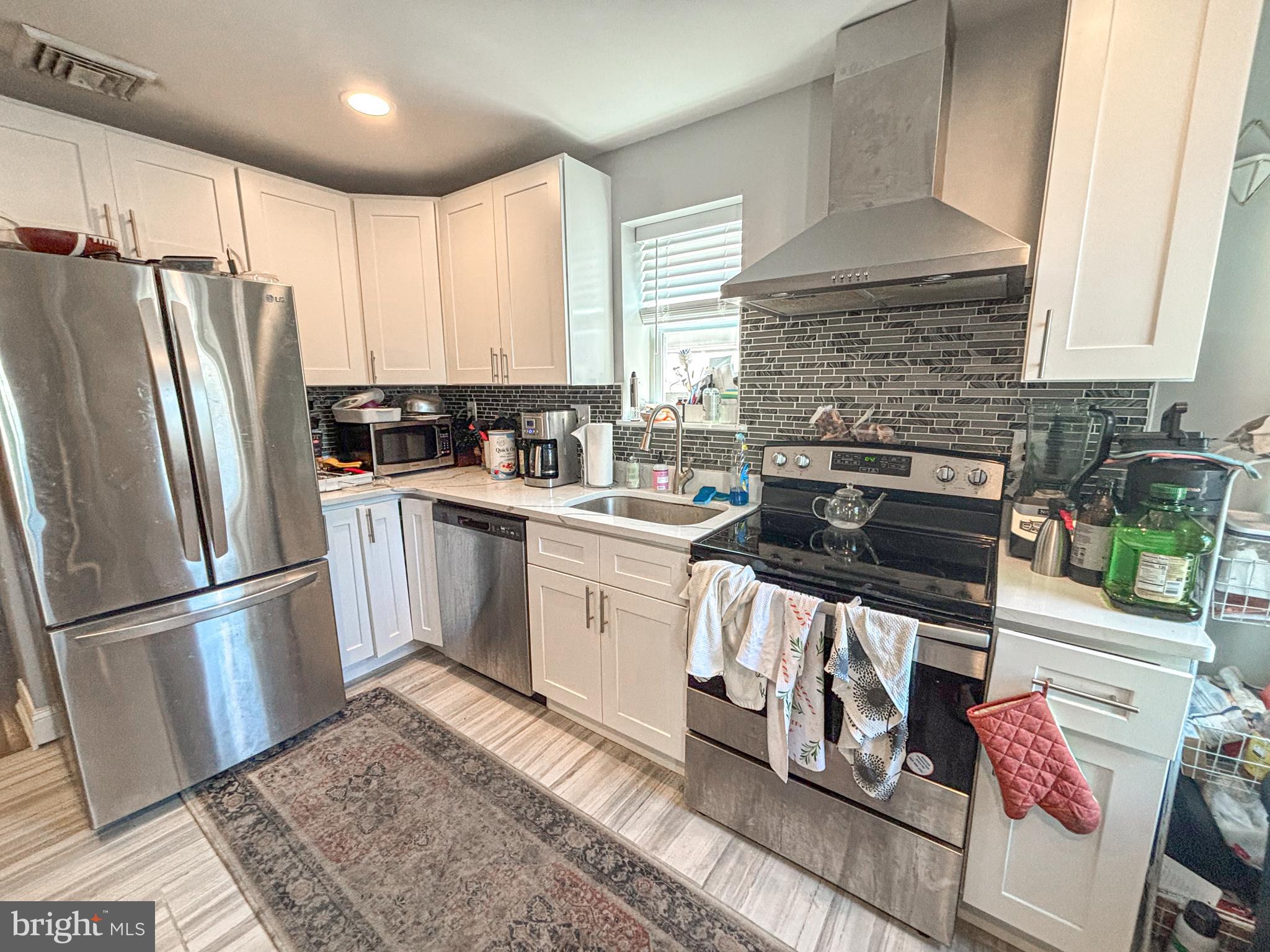 1618 FITZWATER ST #2