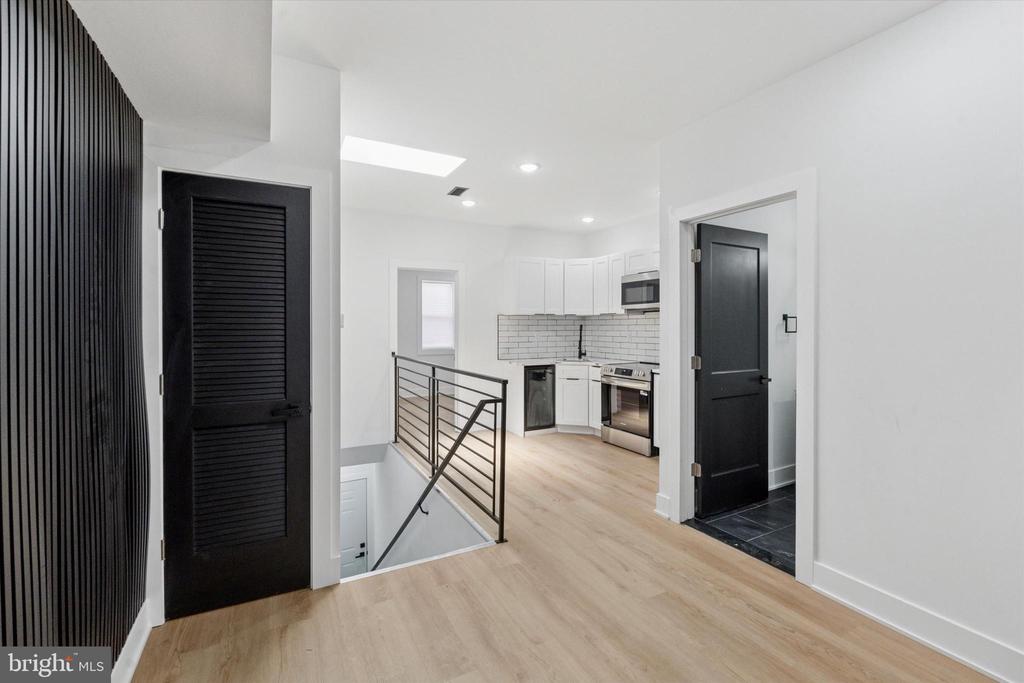 904 W ARIZONA STREET Unit: B