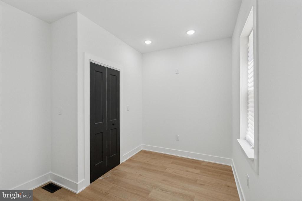 904 W ARIZONA STREET Unit: B