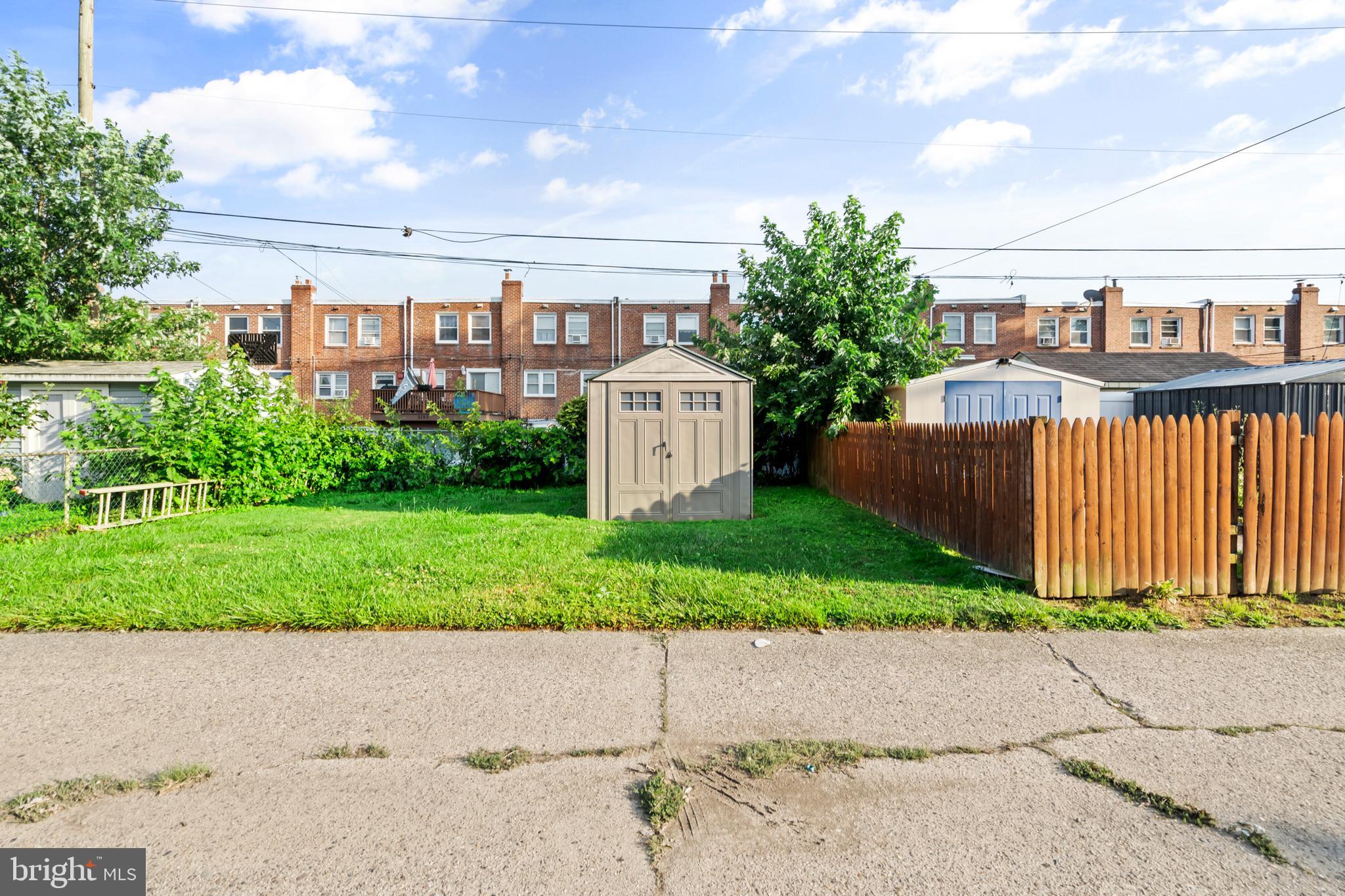 3264 Fordham Rd