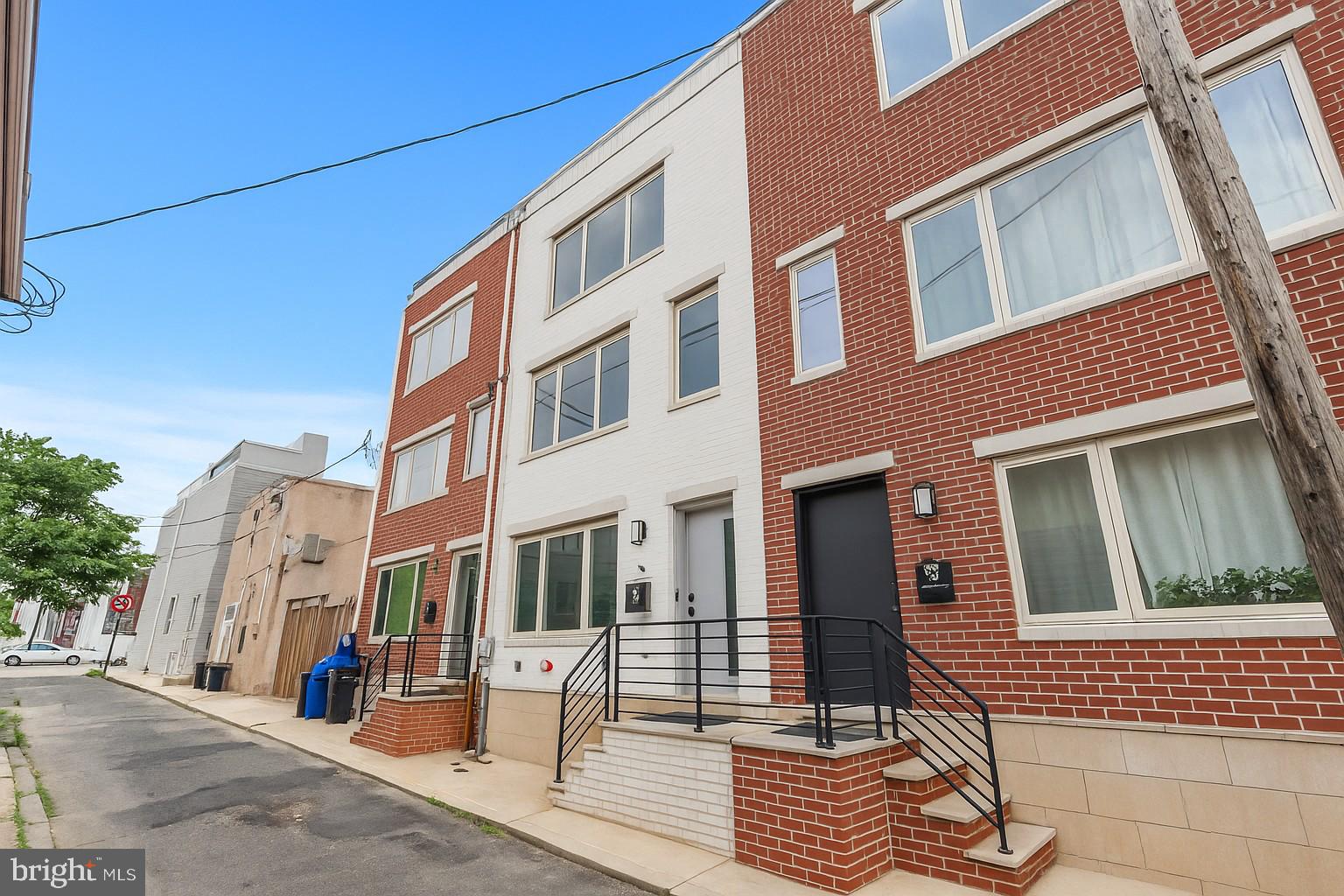 2615 E Harold St #5