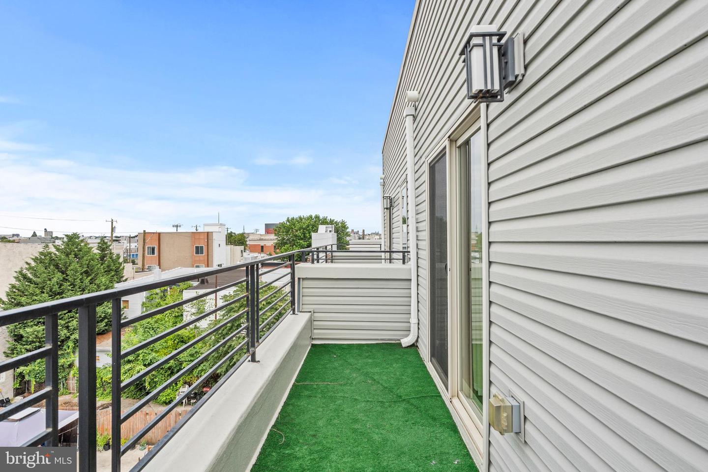 2615 E Harold St #5