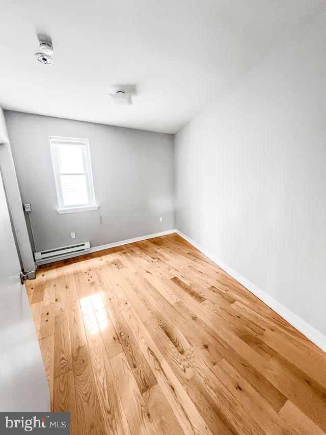 1546 FRANKFORD AVE #2R