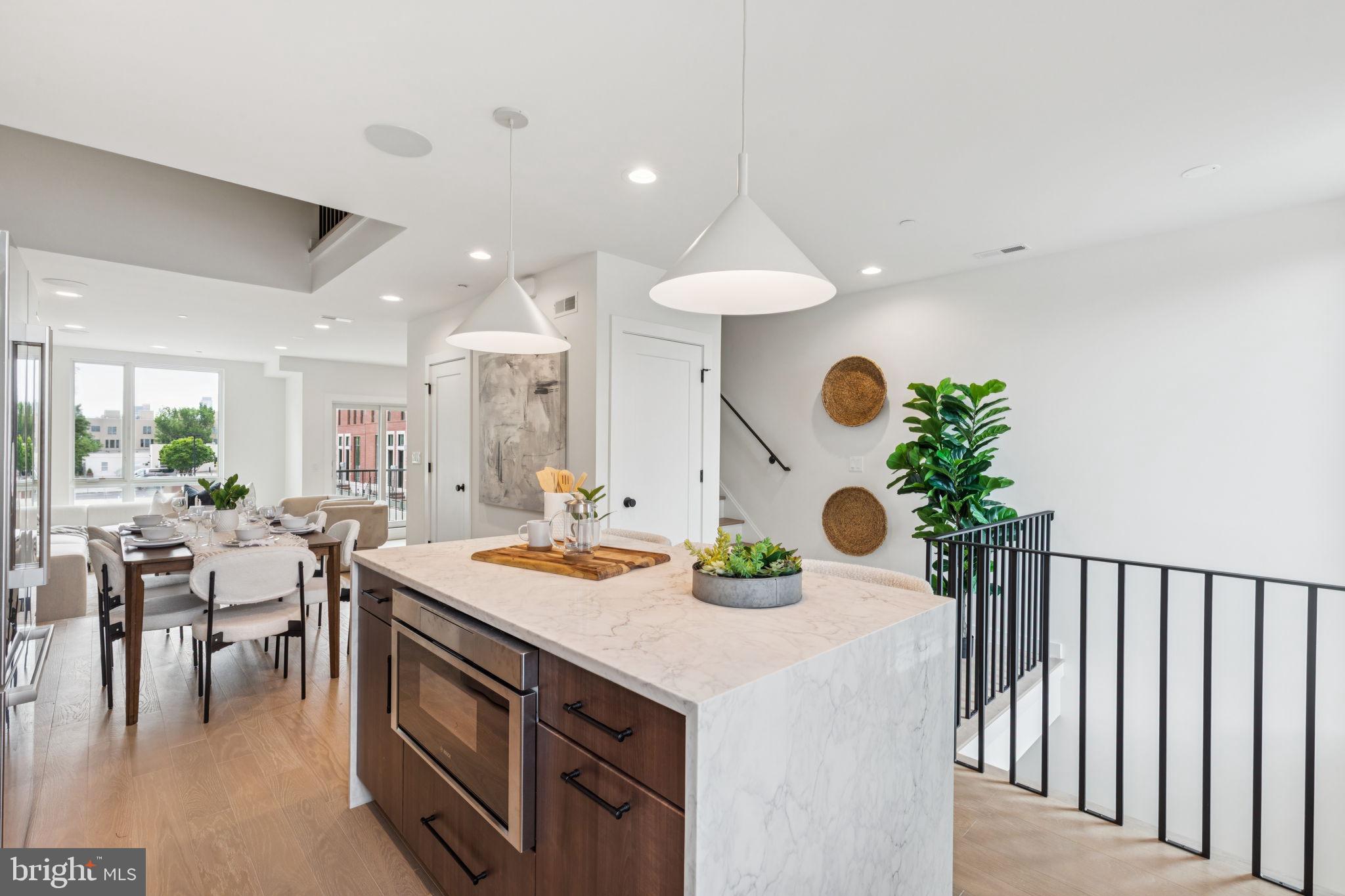608 Brenna Walk