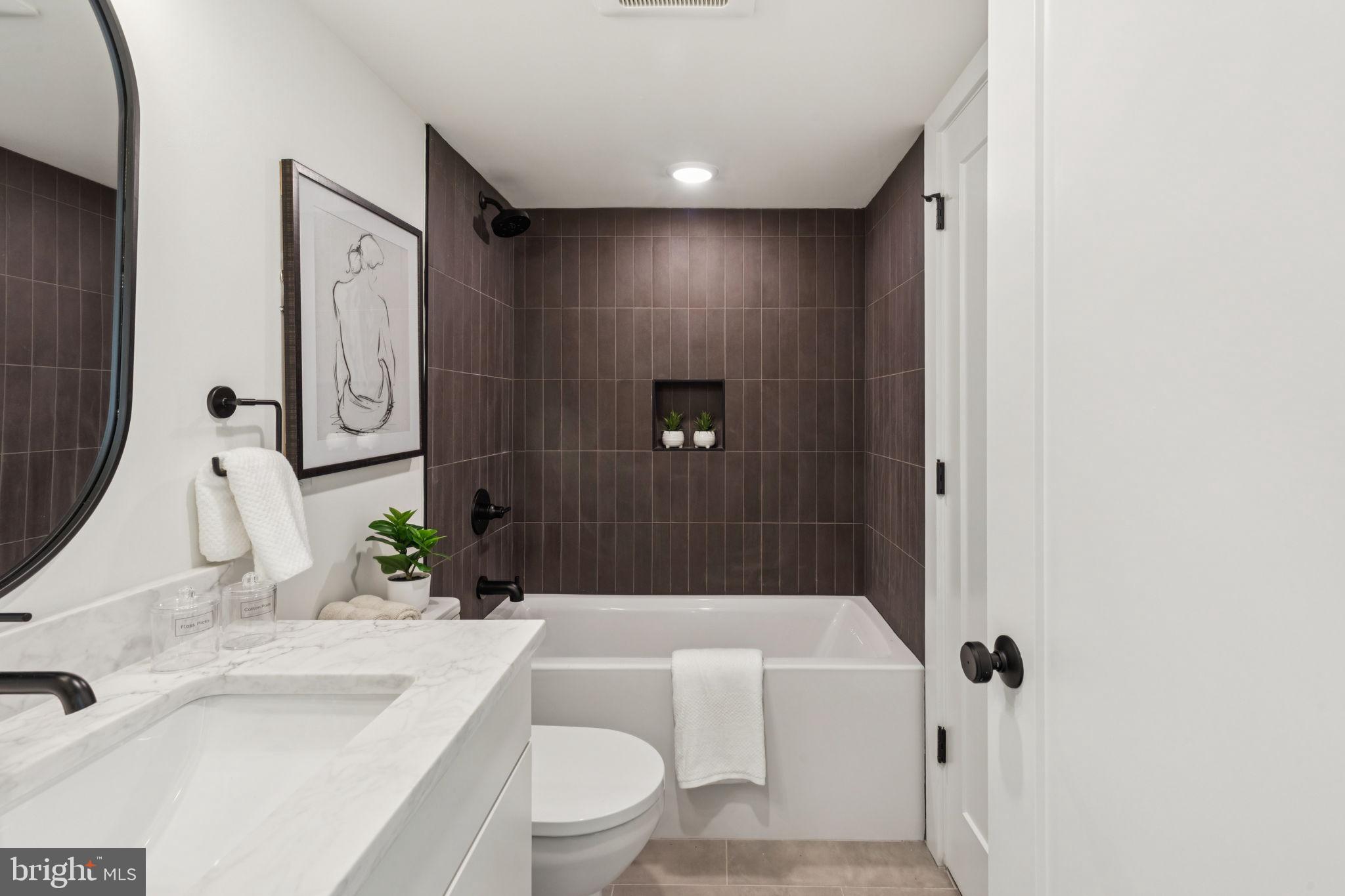 608 Brenna Walk