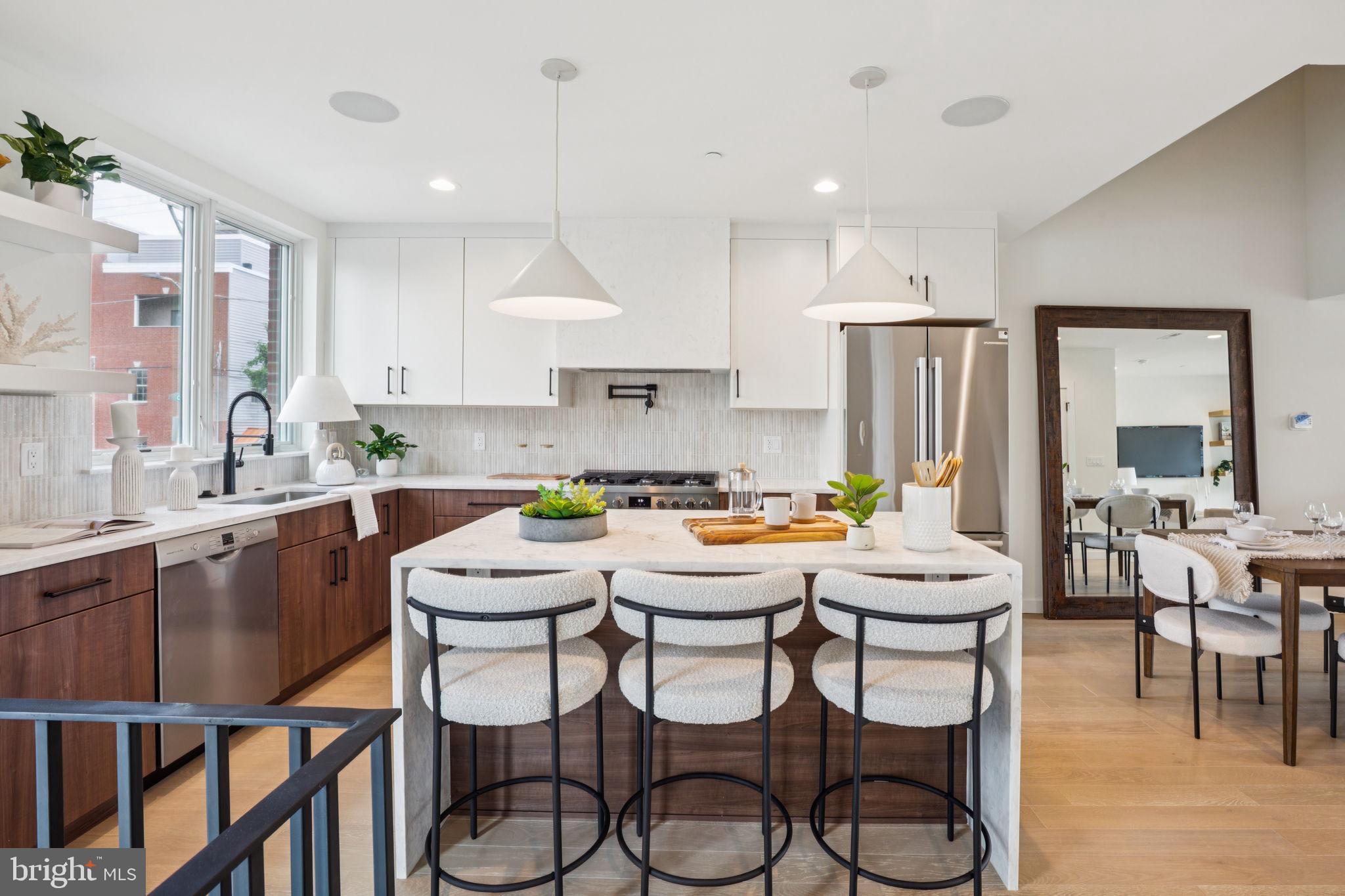 608 Brenna Walk