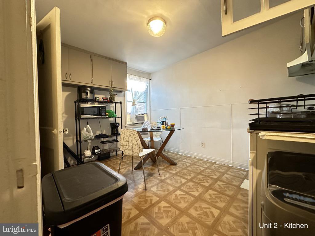 6102 CASTOR AVE #2