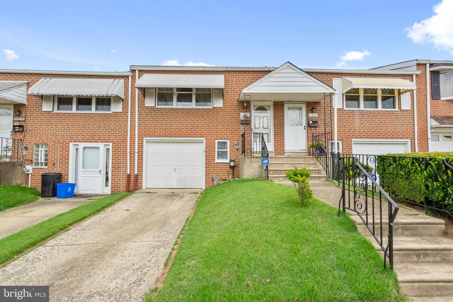 11932 Farwell Rd
