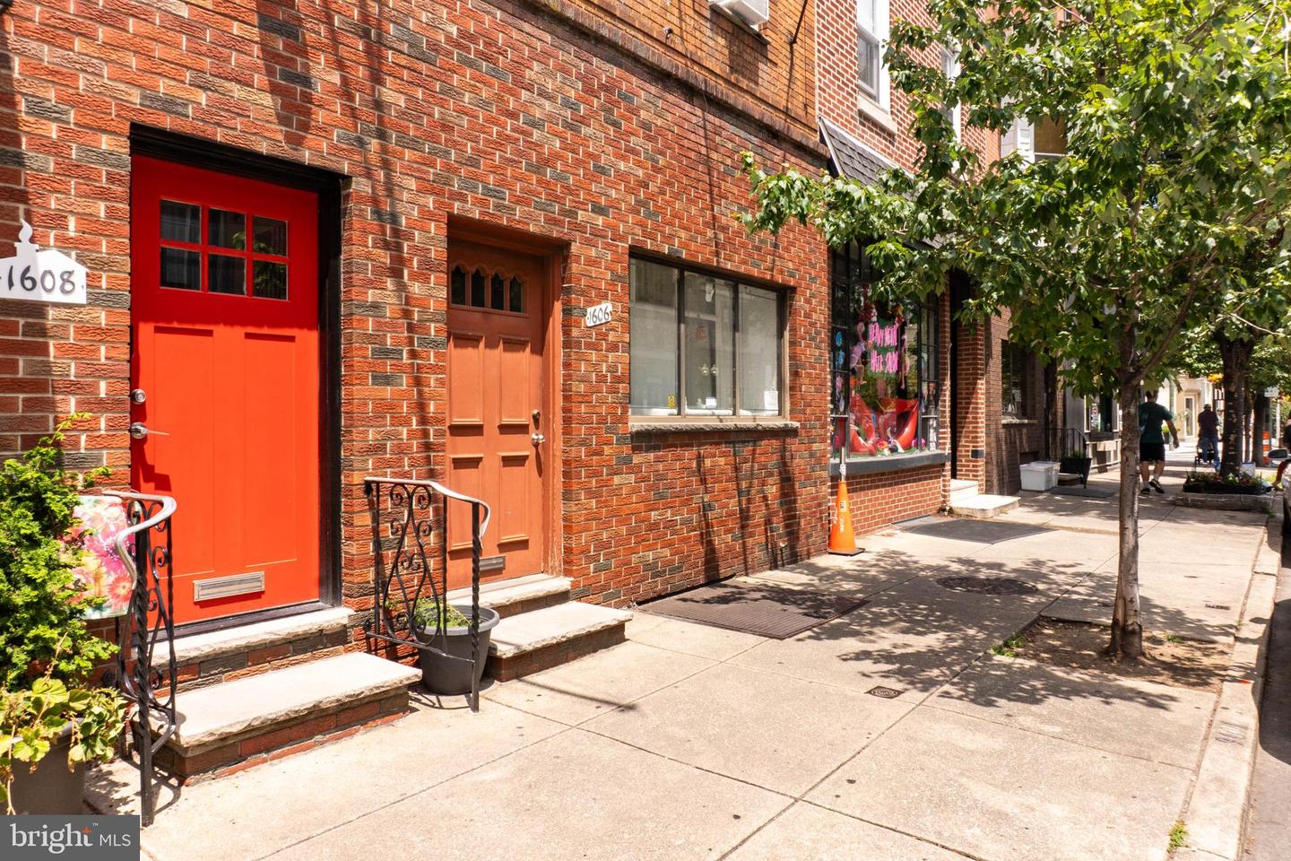 1606 E Passyunk Ave