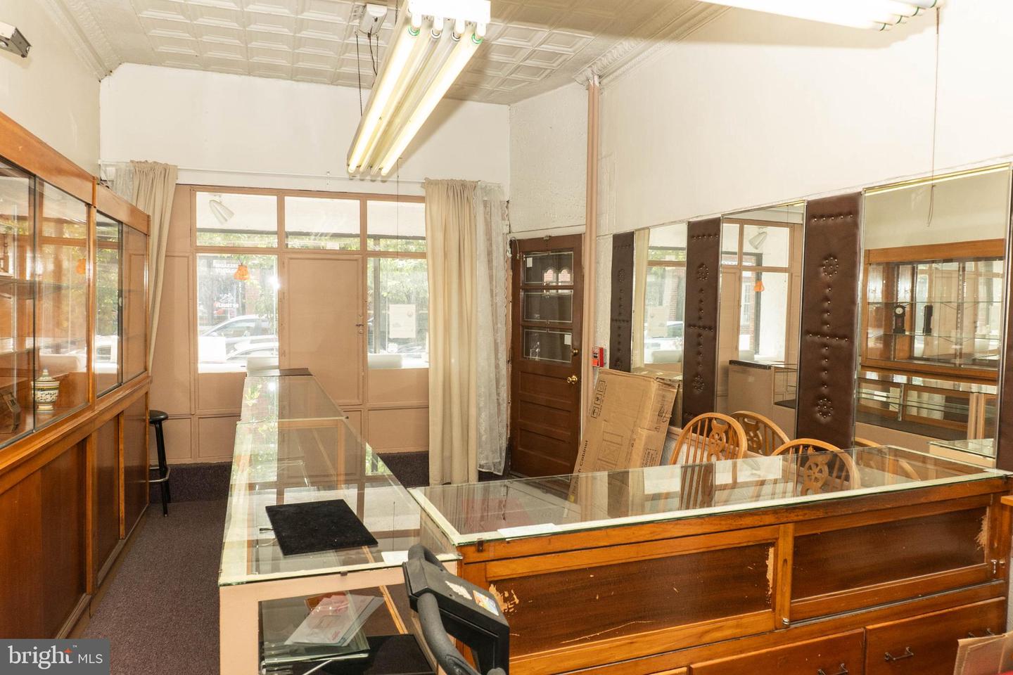 1606 E Passyunk Ave