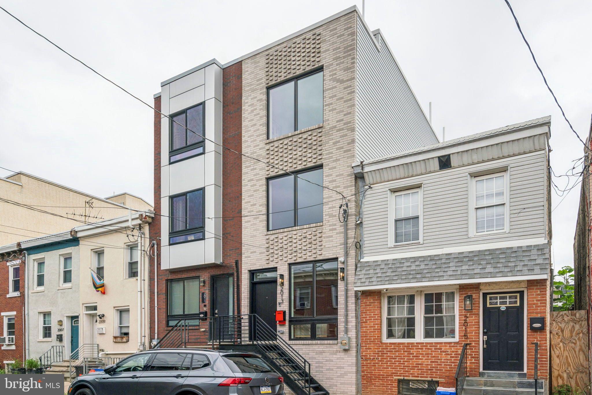 2013 E Firth St