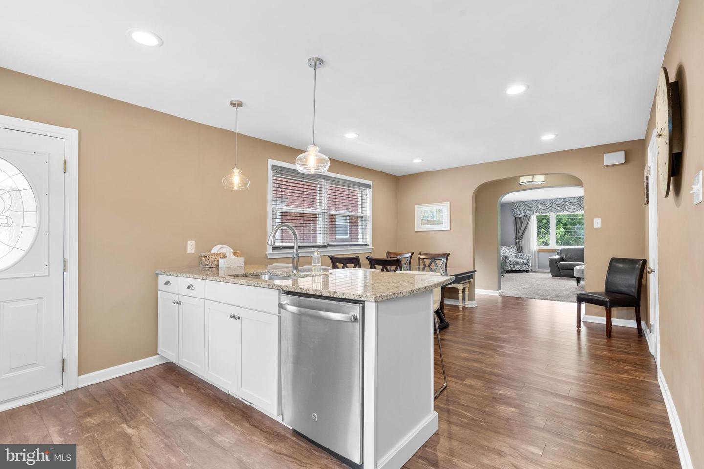 2936 Sandyford Ave