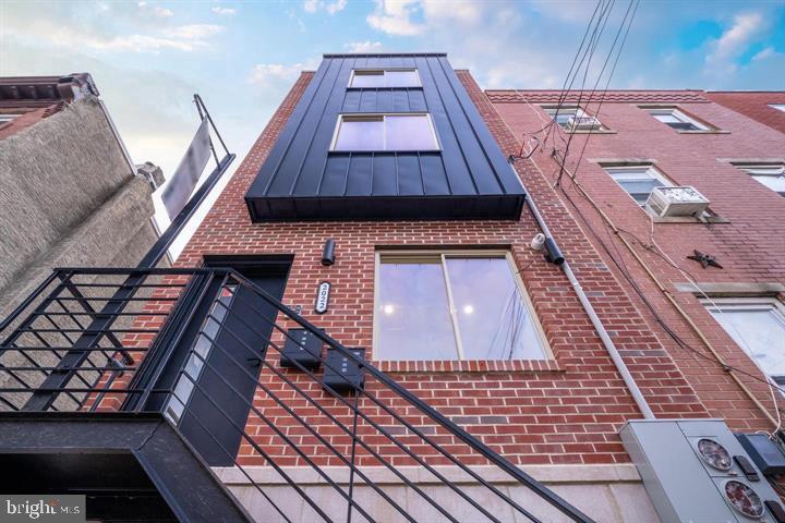 2022 N 3RD ST #2